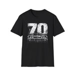 1970 C3 Distressed 70 Shark Classic Sports Classic Car T-Shirt Vintage Fan Gift
