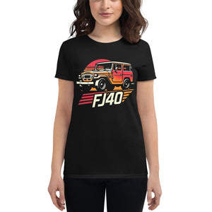 Retro Color FJ40 tee for Old Truck Enthusiasts 4x4 Off Road Landcruiser Women's t-shirt